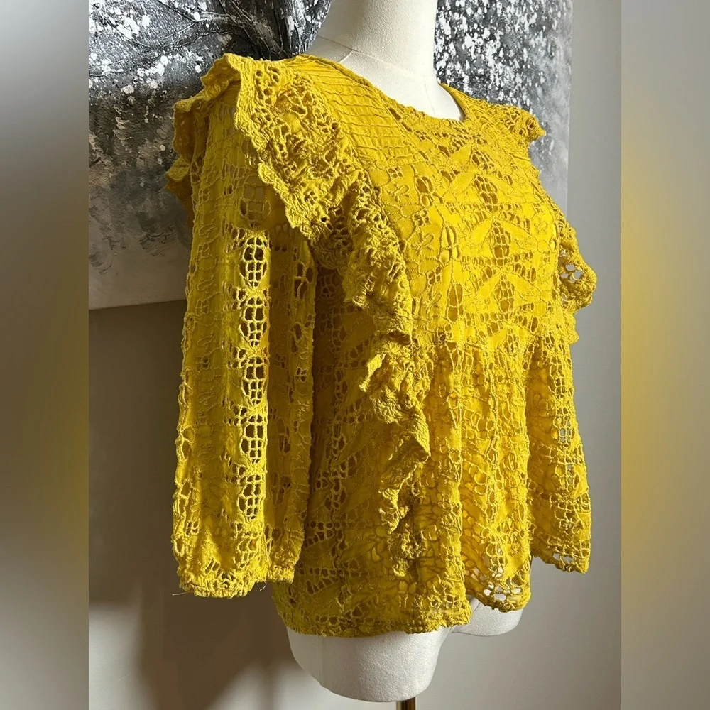 Anthropologie clementine Ruffled eyelet Blouse in vibrant mustard yellow size 4